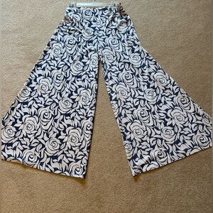 Coco Bianco Blue and White Patterned Pants
